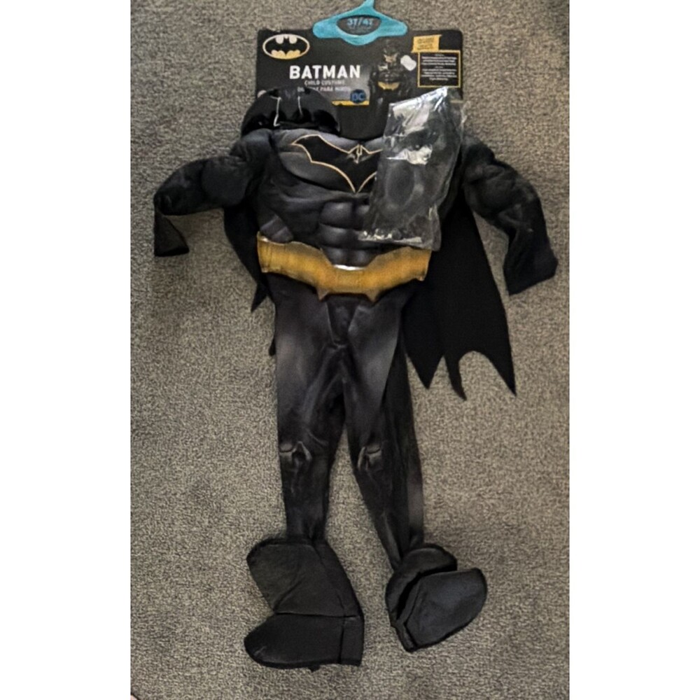 DC Batman Boys Toddler Costume 3T/4T Padded Jumpsuit NWT